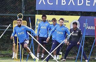 Fenerbahçe, Trabzonspor maçı hazırlıklarını...