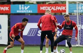Galatasaray, Çaykur Rizespor maçı hazırlıklarını...