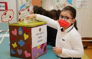 Gaziantep Kolej Vakfı Özel İlkokulu’nda seçim...