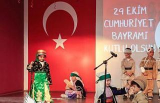 Gaziantep Kolej Vakfı’nı Cumhuriyet coşkusu sardı