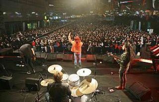 Gaziosmanpaşa, Cumhuriyet Bayramı’nı Gripin ile...