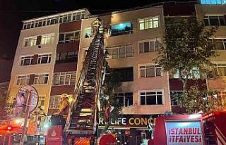 Gaziosmanpaşa’da kardeşiyle kavga etti, evi ateşe...