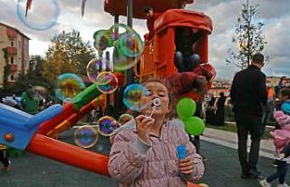 Gaziosmanpaşa’da yapımı tamamlanan parkın açılışı...
