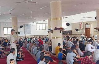 Gazze’de cuma namazı 16 ay sonra ilk kez sosyal...