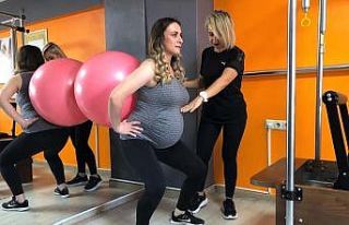 Gebe pilatesiyle anne adayları doğuma hazırlanıyor