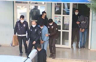 Gediz polisi uyuşturucu tacirlerine göz açtırmıyor