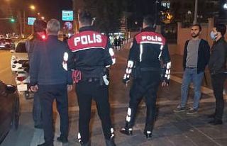 Gençlerin kavgasına polis ekipleri müdahale etti