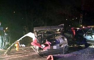 Giresun’da kamyonet ile otomobil çarpıştı: 1...