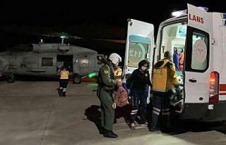 Gökçeada’da erken doğuma helikopterle tahliye