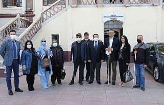 Görme engelliler için yürüdüler