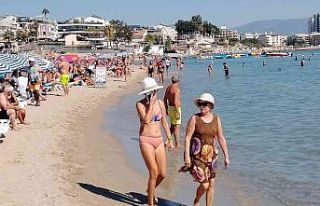 Görüntüler yazı aratmadı, sıcağı gören denize...