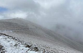 Gümüşhane’nin yüksekleri beyaza büründü