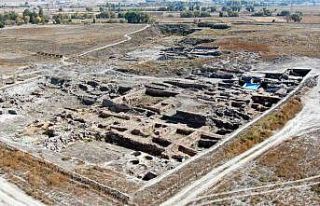 Günlüklerdeki sırlar aydınlanmayı bekliyor