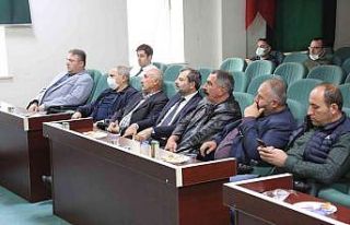 Gürsulu muhtarlar kaçak yapılaşmayla ilgili bilgilendirildi