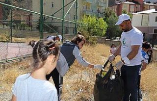 Hakkari’de çevre temizliği