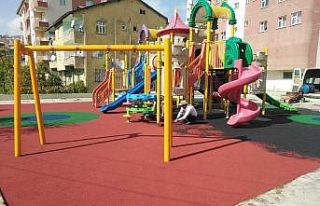 Hakkari’de çocuk oyun parkları onarıldı