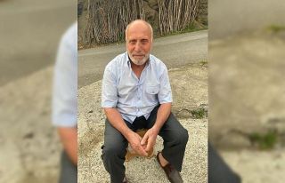 Hastanedeki eşini ziyarete gitmek için evinden çıkan...