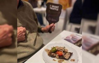 Hatay’ın meşhur tepsi kebabı trüf mantarı ile...