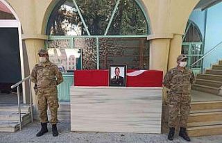 Hayatını kaybeden uzman çavuş toprağa verildi