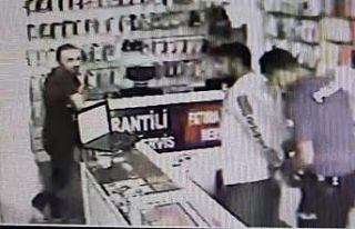 Hırsızlık yaptığı dükkanın yanından tekrar...