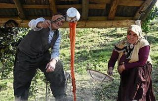 Hizan’da geleneksel yöntemlerle bir asırdır üzüm...