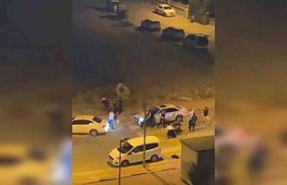 Husumetli iki grup arasındaki taşlı sopalı kavgada...