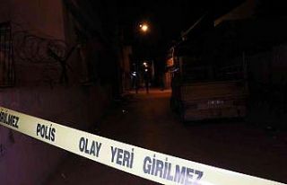 Husumetlileri tarafından silahlı saldırıya uğrayan...