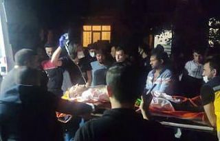 İki grup arasında bıçaklı kavga: 1 yaralı