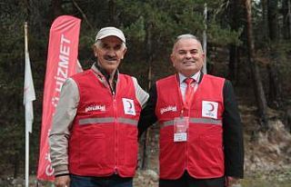 İki yetim dost yarım asır sonra bir araya geldi,...