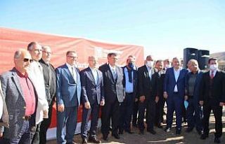 İmkansızlıktan kaldığı evin yerine şimdi yüksekokul...