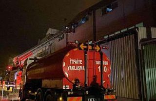 İnegöl’de mobilya fabrikasında yangın