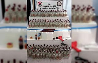 Isparta’da 150 litre sahte alkol yapımında kullanılabilecek...