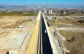 Isparta’nın yeni bulvarı asfaltlanıyor