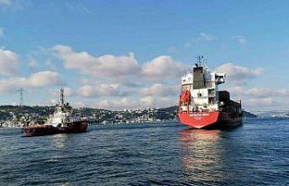 İstanbul Boğazı’nda gemi sürüklendi