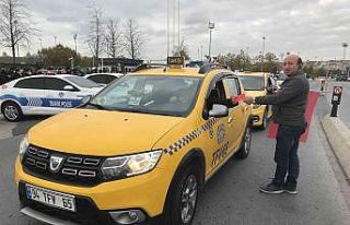 İstanbul’da taksiciler UKOME toplantısına akın...