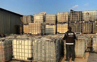 İzmir’de 109 bin 500 litre kaçak akaryakıt ele...