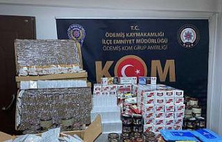 İzmir’de kilolarca kaçak tütün ele geçirildi