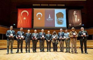 “İzmir’e Doğru: 9 Eylül” belgeseline özel...