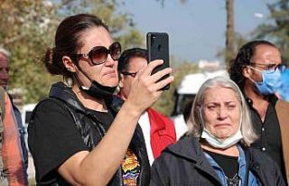 İzmir’in kalbi 14.51’de attı