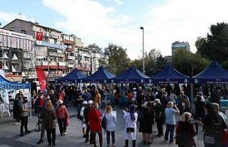 İzmit Belediyesi dünyada yaşanan açlığa dikkat...