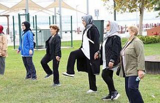 İzmit Belediyesi yürüyüş etkinliği düzenledi