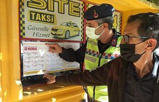 Jandarma ekipleri taksi şoförlerini bilgilendirdi