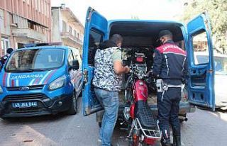 Jandarma kurallara uymayan motosikletlileri affetmedi