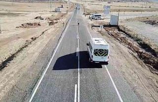 Jandarma okul servis araçlarını denetledi