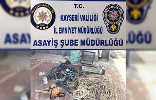 Kablo hırsızları yakalandı