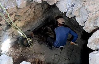 Kadim medeniyetlerin izini taşıyan tarihi kale gösterime...