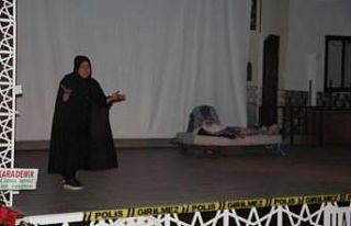 "Kadın için" oyununa ilgi