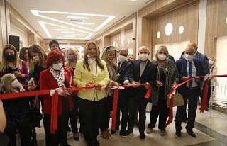 “Kadına şiddete karşı bir fırça da sen at”...