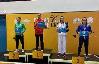 Kağıtspor, Balkanlar’dan madalyalarla döndü