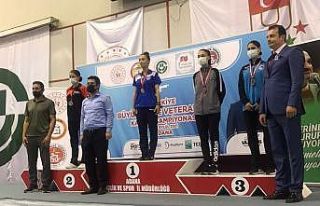 Kağıtsporlu karatecilerden 5 madalya